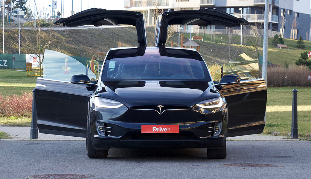 Tesla Model X