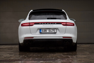 Porsche Panamera Turbo Sport Turismo