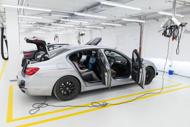 BMW má nové vývojové centrum autonomní jízdy a obrovské plány na sběr dat