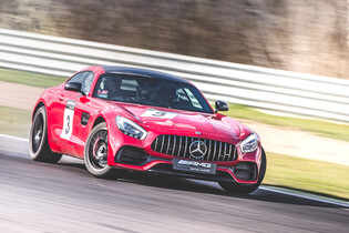 AMG Driving Academy vám dá nejen spoustu zážitků, ale především zkušeností