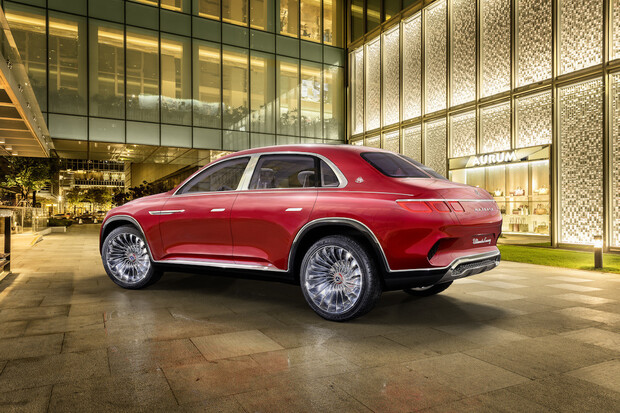 Mercedes ukázal elektrické SUV Maybach oplývající tím nejvyšším stupněm luxusu