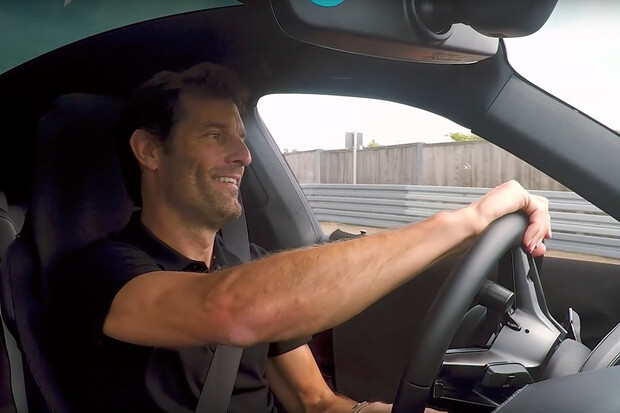 Mark Webber prohnal Porsche Mission E. Jaké jsou jeho dojmy?