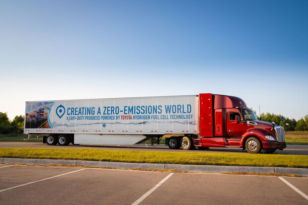 Toyota má vodíkový kamion s dojezdem 480 kilometrů na jedno natankování