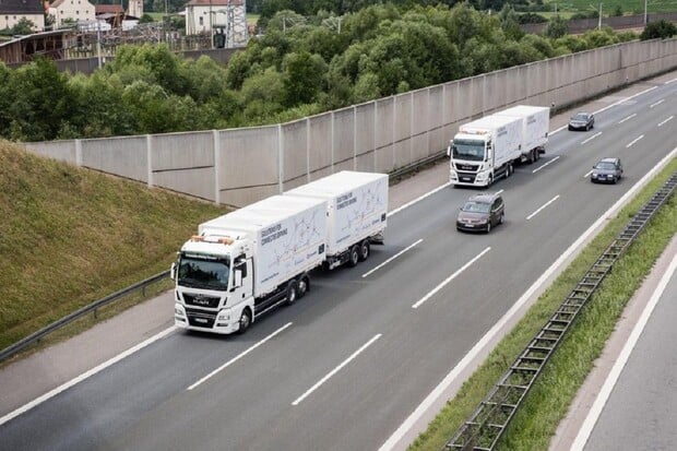 Dálnici mezi Mnichovem a Norimberkem již brázdí autonomní kamiony