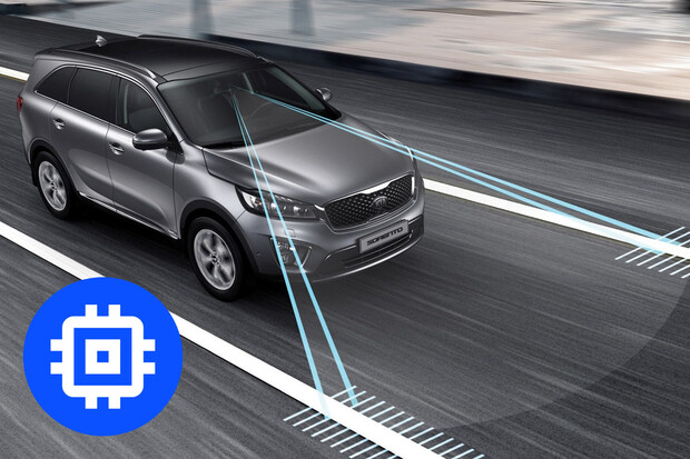 Technologie v autech: systém udržování v jízdním pruhu