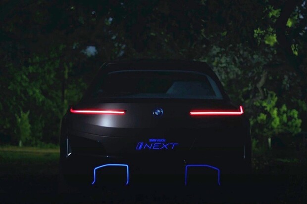 iNEXT, nové sportovní elektroSUV od BMW, se veřejnosti ukáže již tento týden