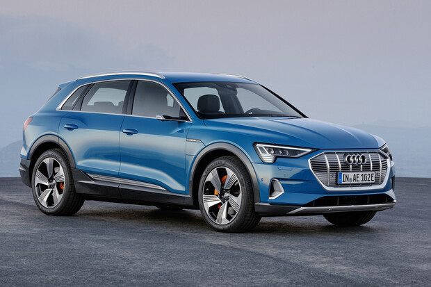Audi e-tron oficiálně. Vrcholně aerodynamické elektroSUV ujede přes 400 kilometrů