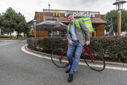 Uber Eats a McDonald’s spojují síly. Nechte si v centru Prahy dovést třeba Big Mac