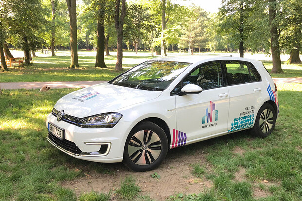 Praha zavede celoměstský systém veřejné služby sdílených elektrovozů