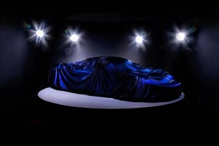 Pininfarina Battista je elektrický hypersport s výkonem 1 900 koní