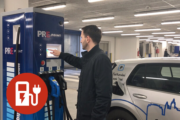 Jak nabít elektromobil na rychlonabíjecí stanici PRE?