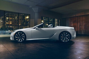 Dočkáme se Lexusu LC 500h nahoře bez?