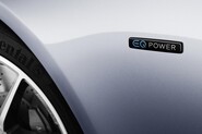 Mercedes-Benz EQE byl spatřen při testech. Bude levnější alternativou k EQS