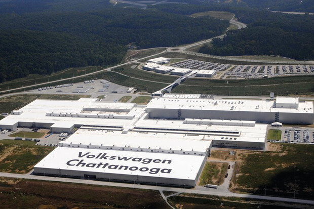Volkswagen urovnává vztahy. Elektromobily bude vyrábět také v USA