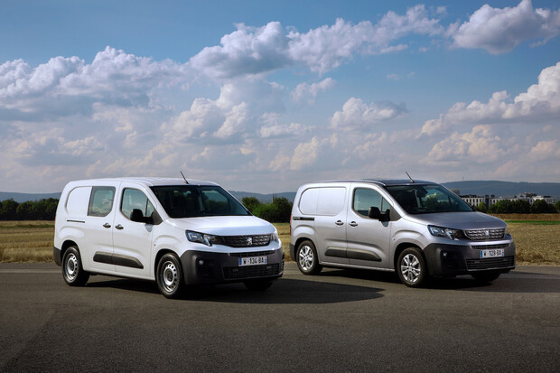 Peugeot Partner dostal i-Cockpit i podporu Apple CarPlay a Android Auto