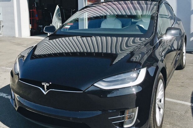 Tesla Model X 90D ujela za dva roky více než 560 tisíc km. Bez výměny baterie