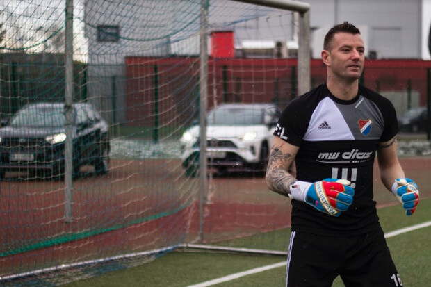 Fotbalisté a hybridní auta? V Baníku budou jezdit třiceti modely od Toyoty