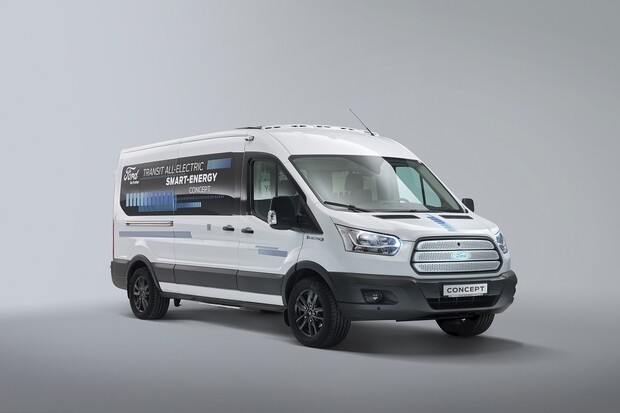 Ford představil prototyp desetimístného elektrického minibusu
