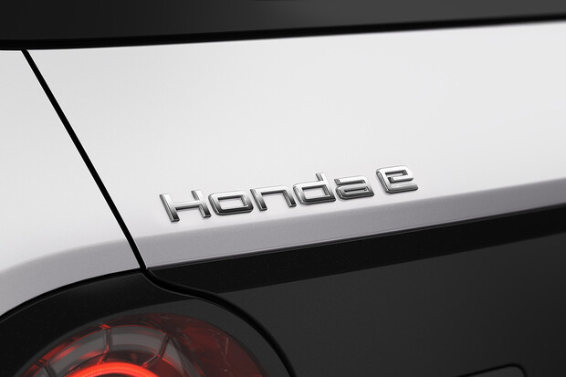 Honda potvrdila jméno svého prvního elektromobilu. Kratší být nemohlo