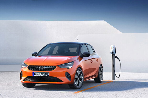 Elektrická Corsa dorazí v roce 2020. Opel prozradil dojezd, výkon i cenu