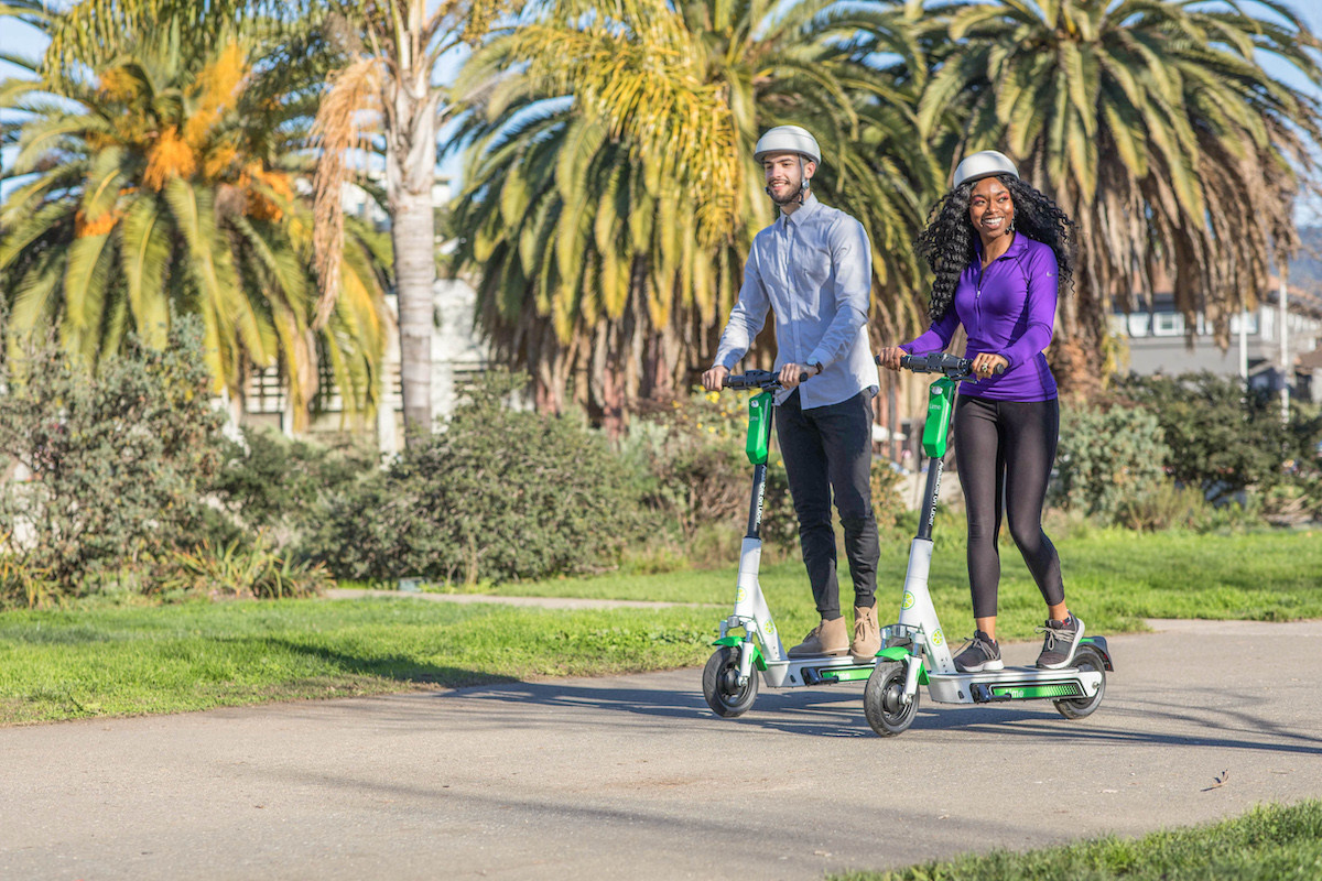 Lime scooters are now available in Prague via the Uber application