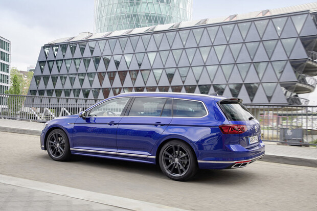 Modernizovaný Volkswagen Passat míří na český trh. Cena startuje na 750 900 Kč
