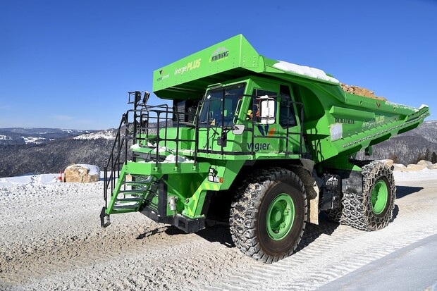 Přijde vám 100kWh baterie velká? Největší elektromobil světa ji má 6krát takovou