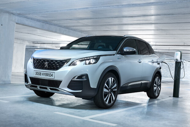 Plug-in hybridní Peugeot 3008 je nejsilnější sériově vyráběný model automobilky