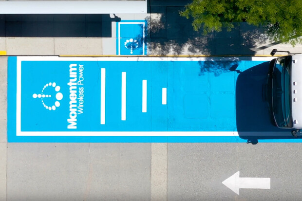 BYD má nabíjecí podložky pro elektromobily. Využívají je autobusy v Americe