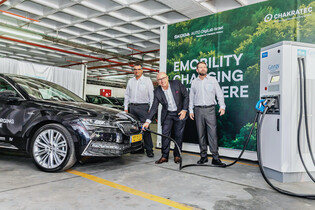 Škoda Auto postaví speciální nabíjecí stanici. Co dále má v repertoáru?