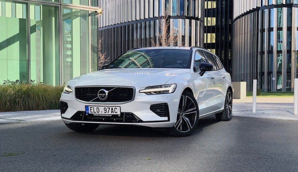 Volvo V60 T8