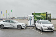 Rychlonabíjení, kde není dostatečný proud? Škoda Auto představila své řešení