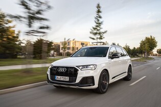 Audi Q7 TFSI e zvládne 43 elektrických kilometrů. Na trh vstoupí už příští rok