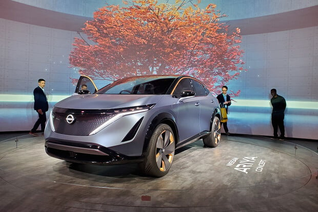 Nissan zveřejnil nové informace o elektrickém crossoveru Ariya