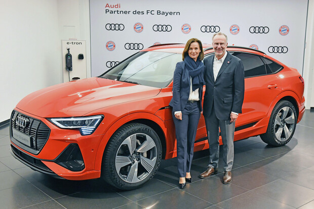 Audi prodloužilo spolupráci s Bayernem Mnichov. Jaká auta fotbalisté dostanou?