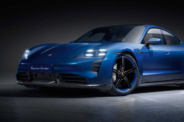 Přijde vám Taycan málo sportovní? Porsche má řešení
