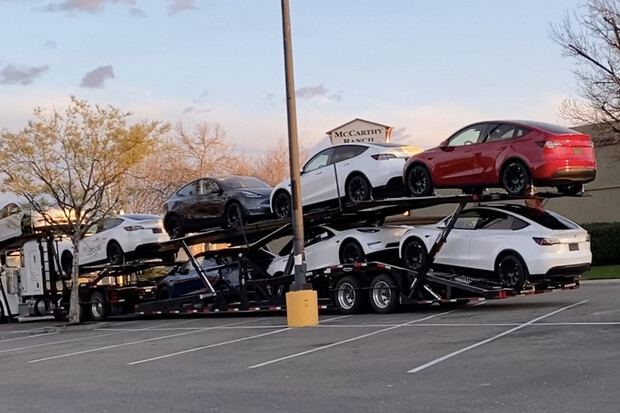 Dodávky vozů Tesla Model Y začnou tento týden