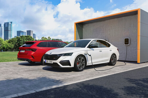 Vše, co potřebuje vědět o Škodě Octavii RS iV