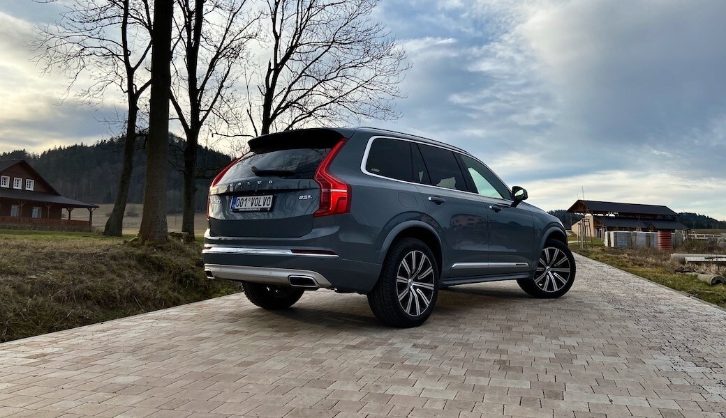 Volvo XC90 B5