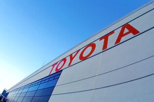 Toyota postaví první továrnu na recyklaci vozidel. Zlepší tím ekologii výroby