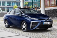 Jak funguje Toyota Mirai s palivovým článkem?