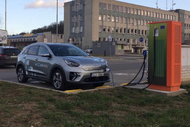 Kia e-Niro přichází v novém modelovém provedení. Co přináší nového?