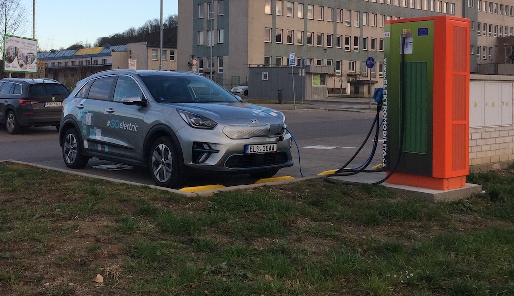 Jak moc úsporná umí být Kia e-Niro na českých silnicích?  Zjistili jsme to