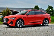 Testujeme Audi e-tron Sportback v Česku. Podívejte se, jak mu to sluší