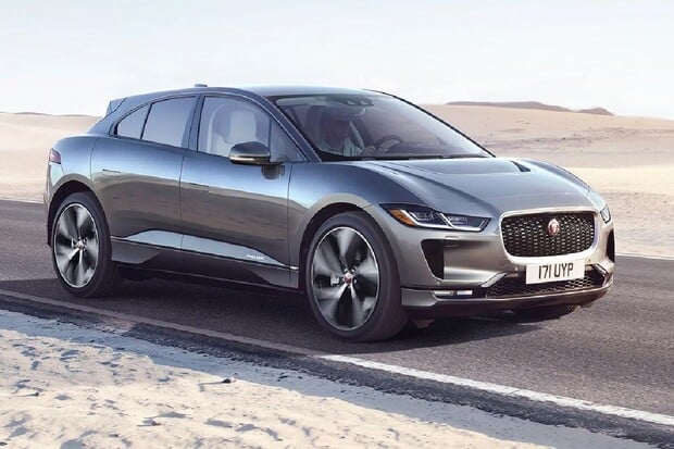 Jaguar vylepšil I-PACE. Nabídne silnější nabíječku a nový infotainment