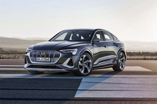 e-tron S oficiálně: nejrychlejší elektrické Audi má tři motory
