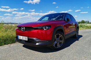 Mazda MX-30 v Česku. Projeli jsme elektrického Japonce