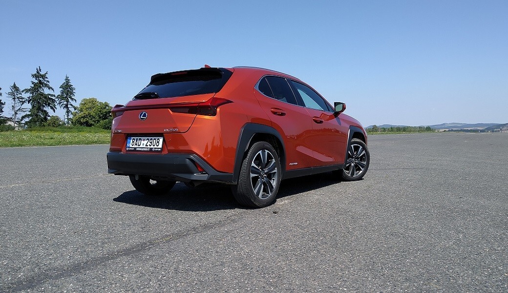 Lexus UX 250h 4×4