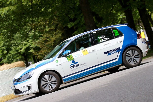 Start letošní Rallye New Energies odmával sám Jean Todt