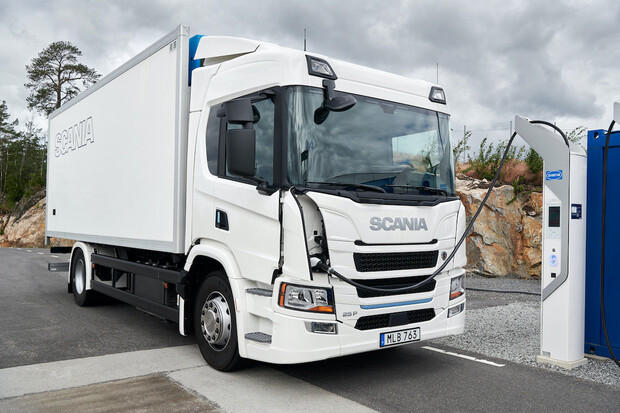 Milník u Scanie, představila elektrické a plug-in hybridní nákladní vozy